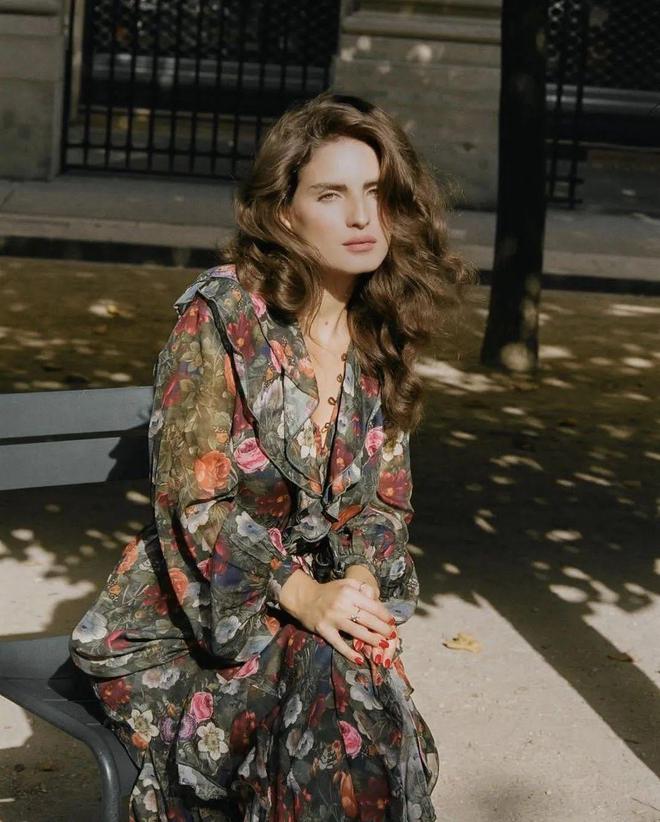 星欧平台：今年春天一定要拥有这5件衣服，好看又减龄！