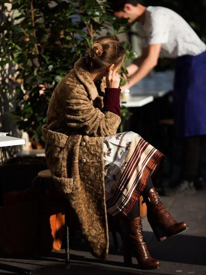 星欧平台：今年春天一定要拥有这5件衣服，好看又减龄！