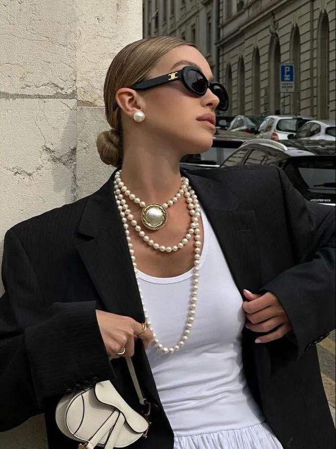 星欧平台：今年春天一定要拥有这5件衣服，好看又减龄！